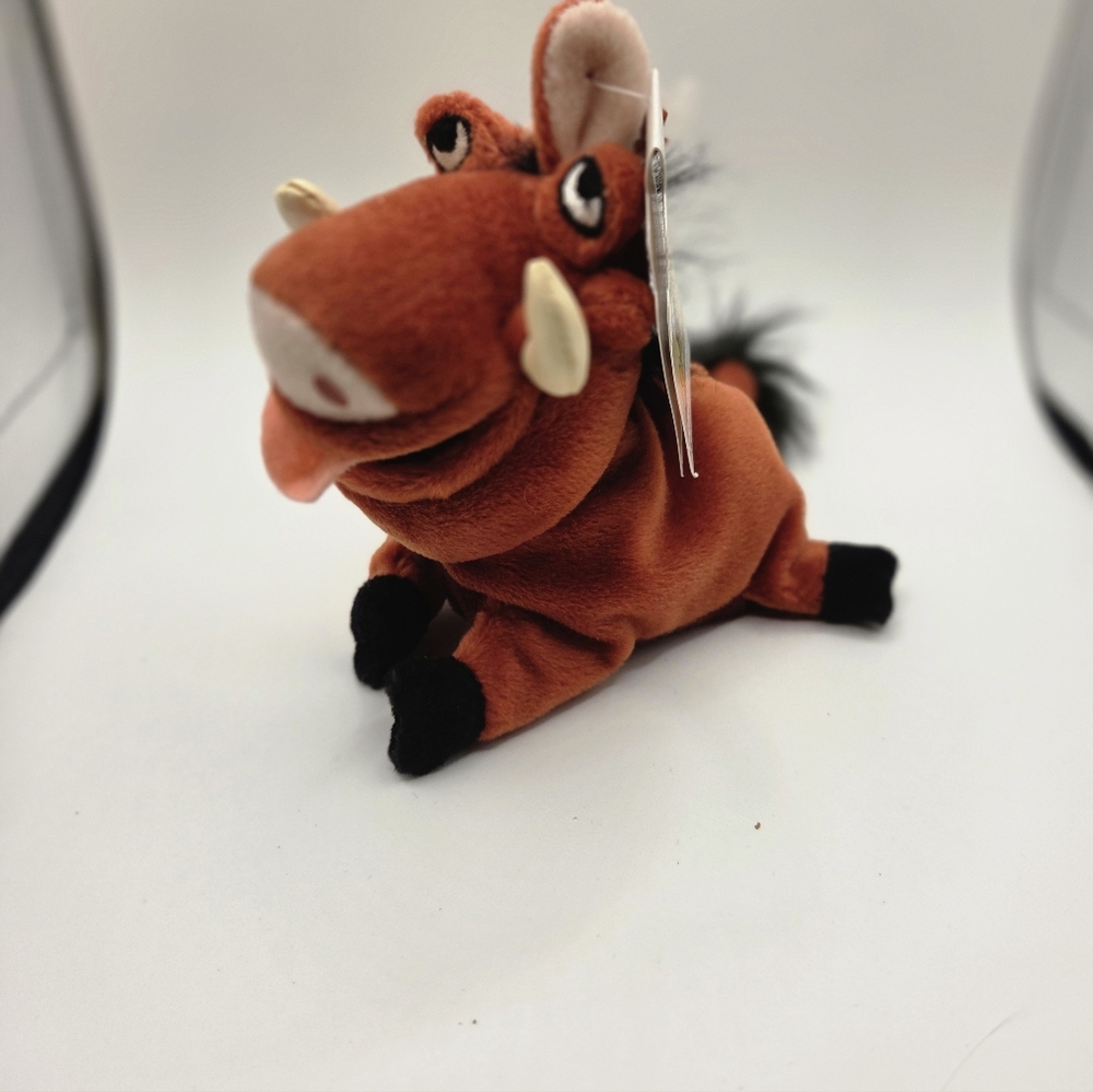 Walt Disney Store The Lion King PUMBAA 5" Bean Bag Stuffed Animal Toy NEW